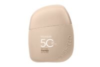 Wardah, sebagai brand sunscreen No 1 di Indonesia, terus berinovasi dalam seri UV Shield dengan meluncurkan Skin Filter Tinted Sunscreen, yang dilengkapi dengan Ultrathin Veil™ Protection, berupa ultra-lightweight fresh hydrating tint. Foto: Istimewa