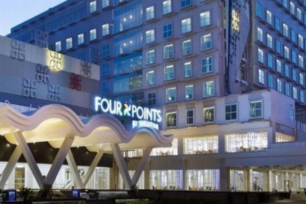 Menyambut datangnya bulan suci Ramadan, Four Points by Sheraton Makassar menghadirkan promo spesial buka puasa bersama (bukber) sepuasnya dengan ragam menu istimewa, dengan hadiah utama Umrah. Foto: Istimewa