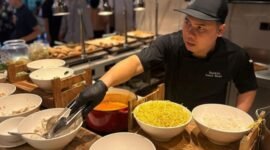 manajemen hotel juga memperkenalkan program spesial Ramadan bertajuk “The Journey of Cheng Ho”, terinspirasi dari pelayaran Laksamana Cheng Ho melintasi Asia hingga Timur Tengah.