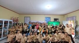 PLN (Persero) Unit Induk Pembangunan (UIP) Sulawesi melalui program Katimbang Siaga Bencana melaksanakan kegiatan PLN Goes To School, di SMAN 21 Makassar pada Jumat (13/2/2026). Foto: Istimewa