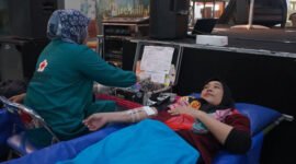 PT Gowa Makassar Tourism Development Tbk (GMTD) kembali menegaskan komitmennya terhadap kesehatan masyarakat melalui penyelenggaraan kegiatan donor darah yang rutin digelar setiap tiga bulan sekali. Foto: Istimewa

