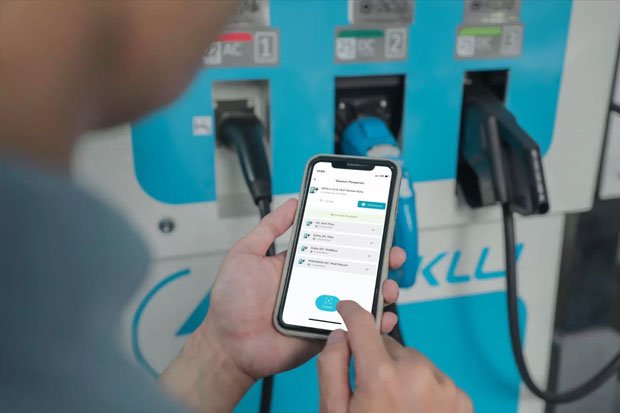 Sepanjang 2025, PT PLN (Persero) bersama mitra menghadirkan 4.655 mesin SPKLU di berbagai wilayah Indonesia, meningkat sekitar 44% dibandingkan tahun 2024 yang mencapai 3.223 unit. Foto: Istimewa
