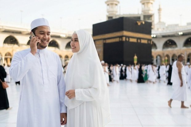 Indosat Ooredoo Hutchison (Indosat atau IOH) menghadirkan solusi konektivitas yang lebih praktis dan relevan bagi jamaah Haji dan Umrah melalui kolaborasi strategis bersama BERSATHU. Foto: Istimewa