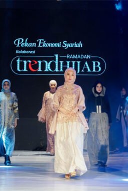 Bukan Sekadar Fashion Show, Trend Hijab Ramadan Ajang UMKM Sulsel Naik Kelas
