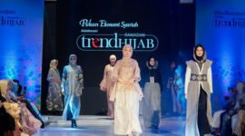 MAKASSAR — Sekretaris Daerah Provinsi Sulawesi Selatan, Jufri Rahman, membuka secara resmi kegiatan Trend Hijab Ramadan 2026 yang berlangsung di Hotel Claro Makassar, Jumat, (6/03/2026). Foto: Istimewa