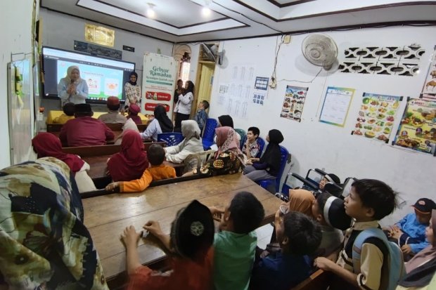 Otoritas Jasa Keuangan (OJK) Provinsi Sulawesi Selatan dan Sulawesi Barat melaksanakan kegiatan Edukasi Keuangan bagi Penyandang Disabilitas pada Rabu (4/3) di SLB-A Yayasan YPKCNI Sulawesi Selatan.
